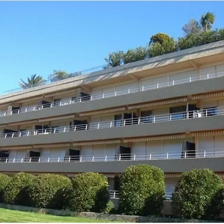 Studette In Saint-tropez, With Wonderful Park View And Pool Access - 8 Apartment Saint-Tropez